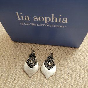 Lia Sophia Posh pierced earrings fashion jewelry - Style 22244
